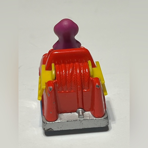 Vintage 1993 Barney Die Cast Red Fire Truck - Picture 5 of 9